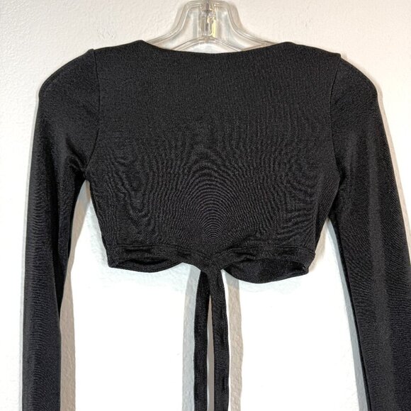 I Am Gia Black Crop Wrap Top Long Sleeve XS - Picture 4 of 10
